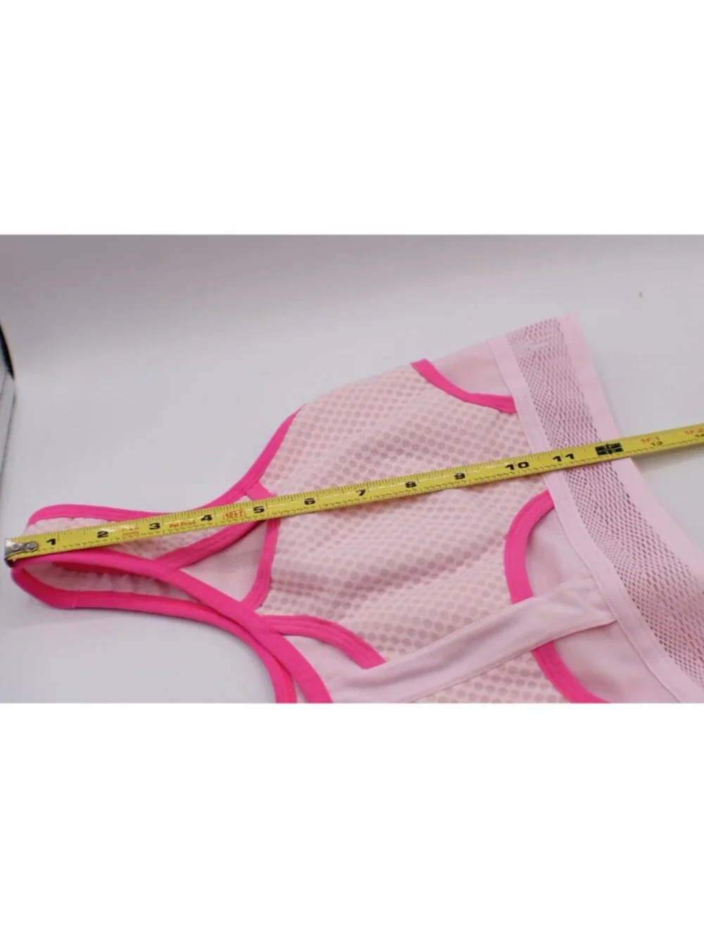 Nike Size L Pink Swoosh UltraBreathe Med Support Sports Bra Mesh Panels Athletic